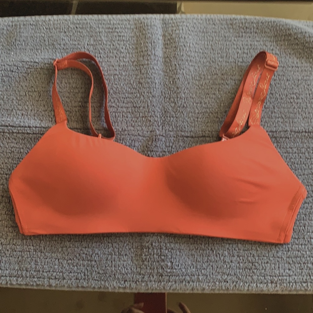 Victoria's Secret Lightly Lined Wireless Scoop Bra ~ EUC